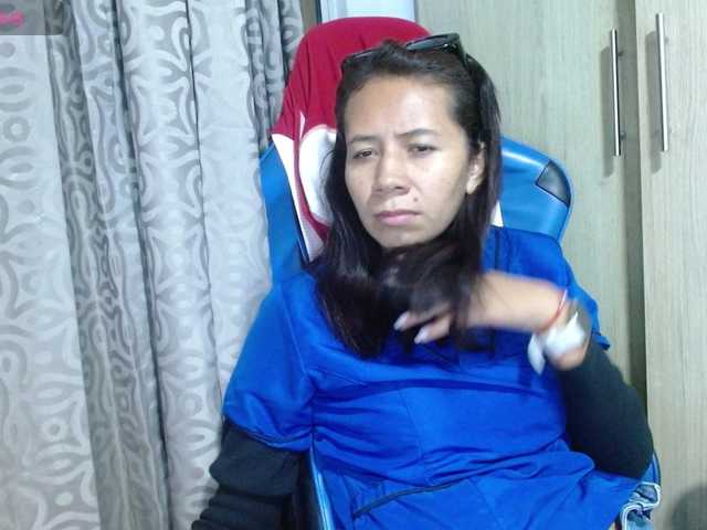 sexya-1 live cam on BongaCams