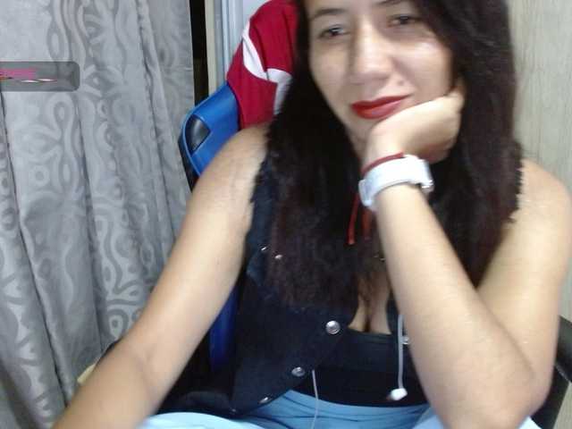 sexya-1 live cam on BongaCams