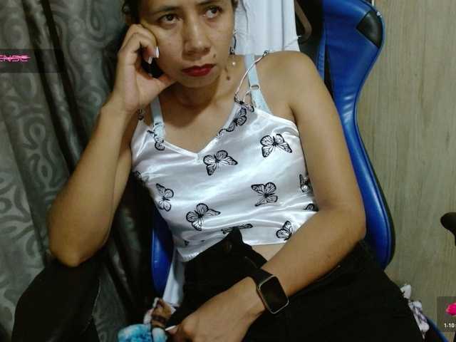 sexya-1 live cam on BongaCams