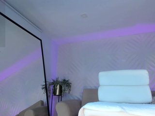 NiaHolland Porn Show