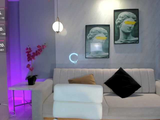 NiaHolland live cam on BongaCams
