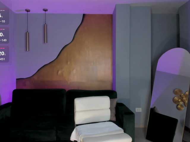 NiaHolland live cam on BongaCams