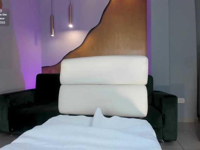 NiaHolland live cam on BongaCams