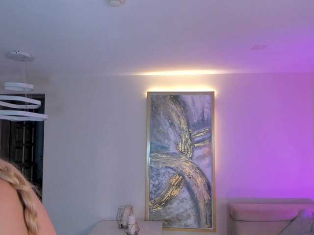 NiaHolland live cam on BongaCams