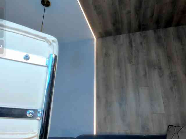 NiaHolland's webcam live show