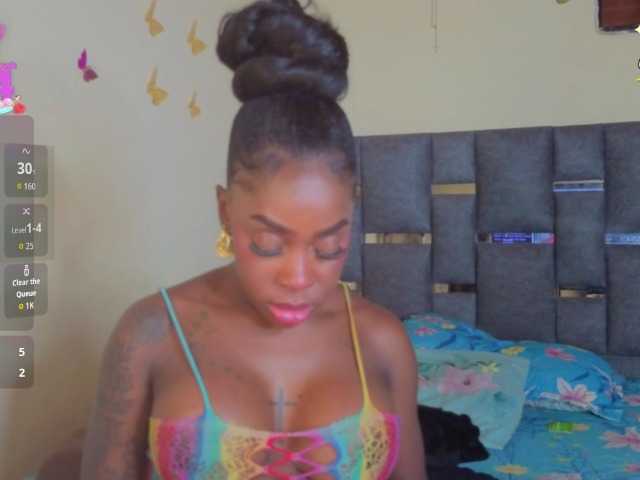 lizzyjooss live cam on BongaCams