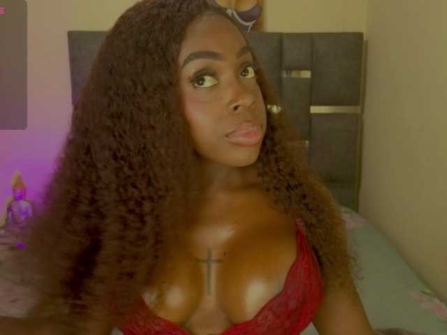 lizzyjooss live cam on BongaCams