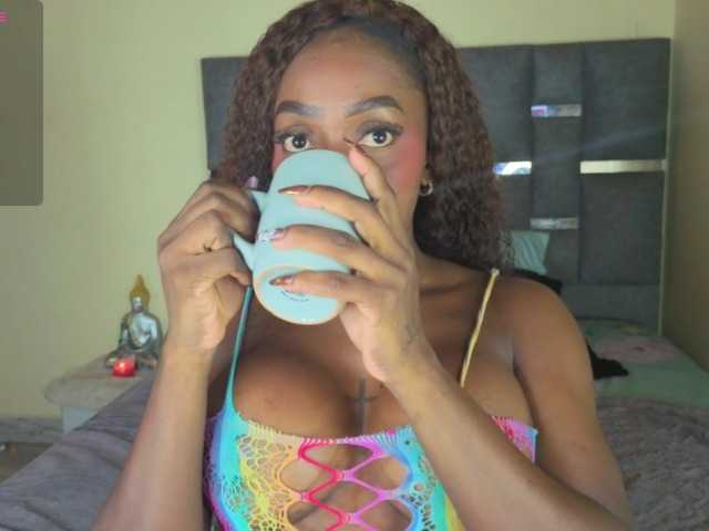lizzyjooss live cam on BongaCams