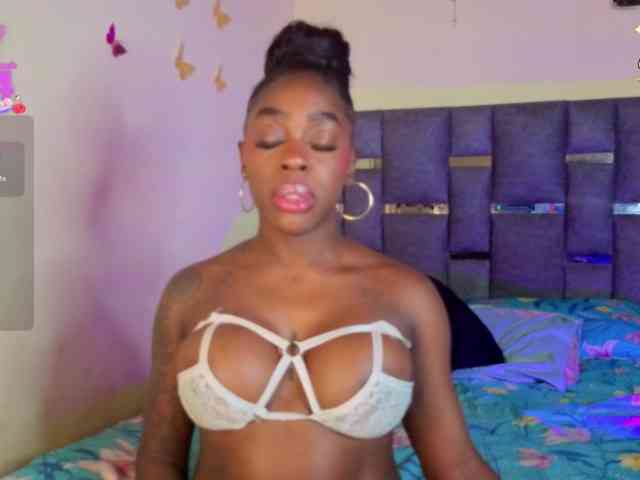 Modelo: lizzyjooss