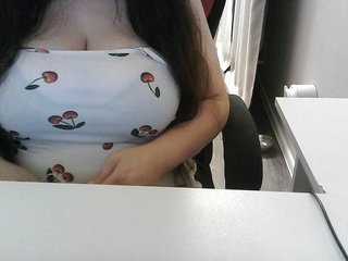 Lyanat Porn Show