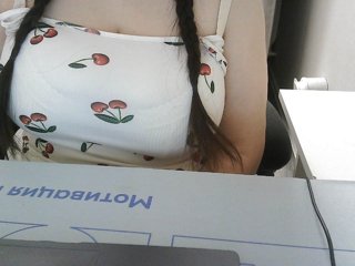 Lyanat Porn Show