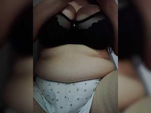 Lyanat live cam on BongaCams