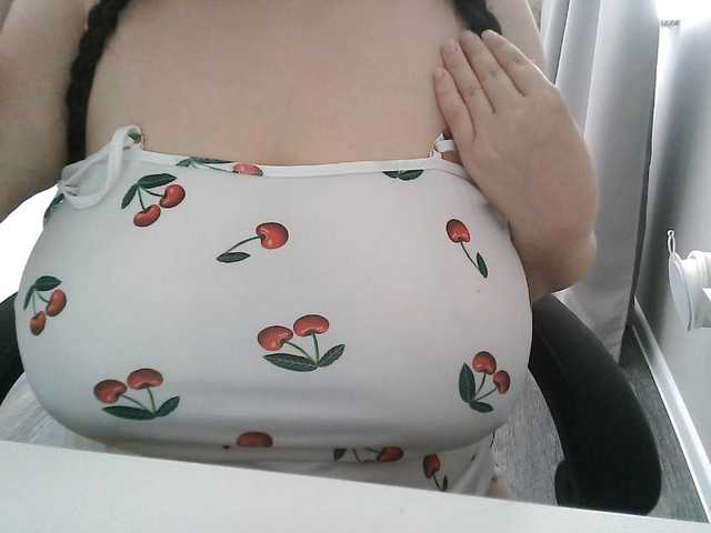 Lyana live cam on BongaCams