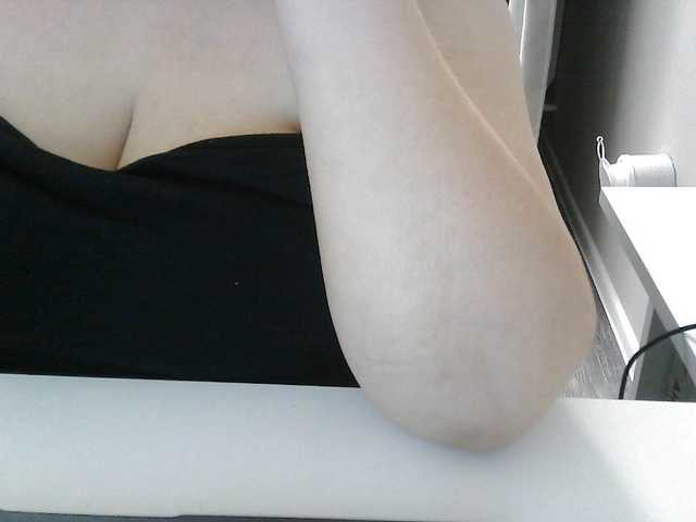 Lyana live cam on BongaCams