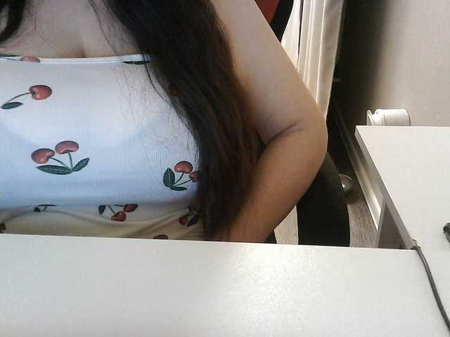 Lyana live cam on BongaCams