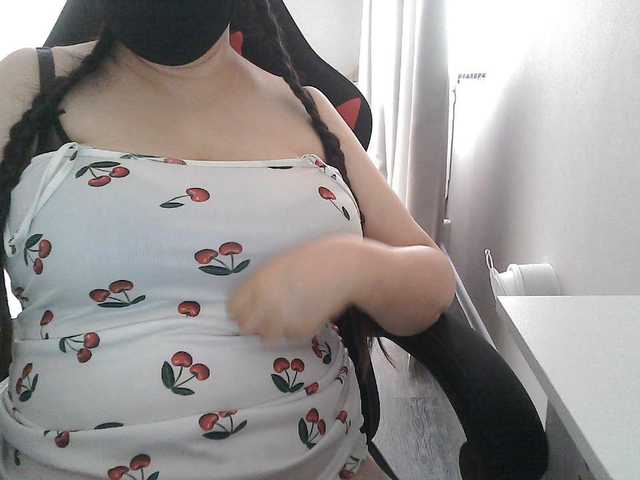 Lyana live cam on BongaCams