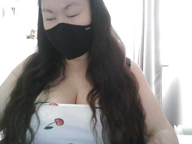 Lyana live cam on BongaCams