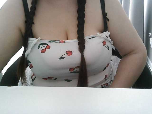Lyana live cam on BongaCams