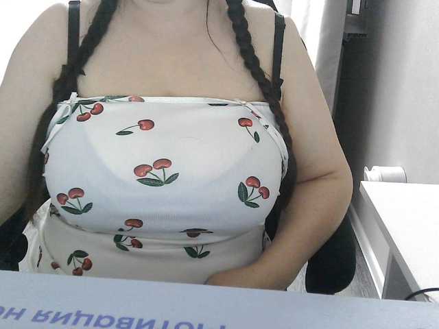 Lyana live cam on BongaCams