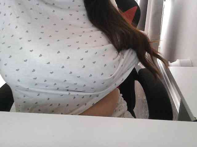 Modella: Lyanat