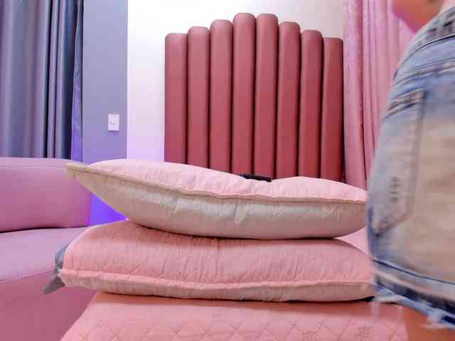 ByancaWinklar Live Webcam on BongaCams