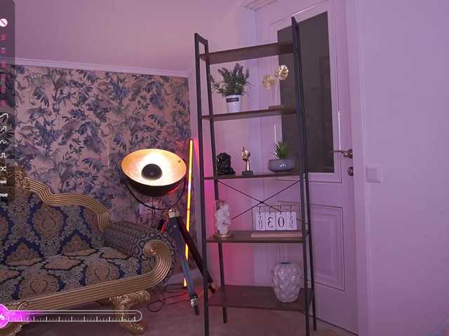 MadissonSoft live cam on BongaCams