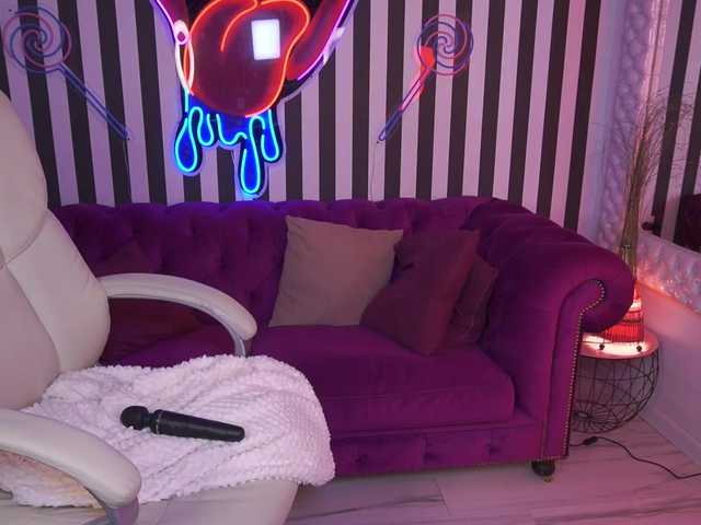 MadissonSoft live webcam show
