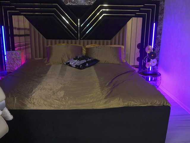 MadissonSoft live webcam show