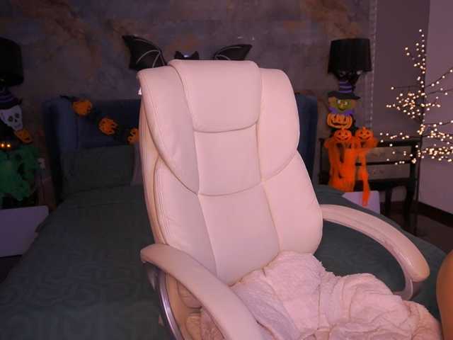 MadissonSoft live cam on BongaCams