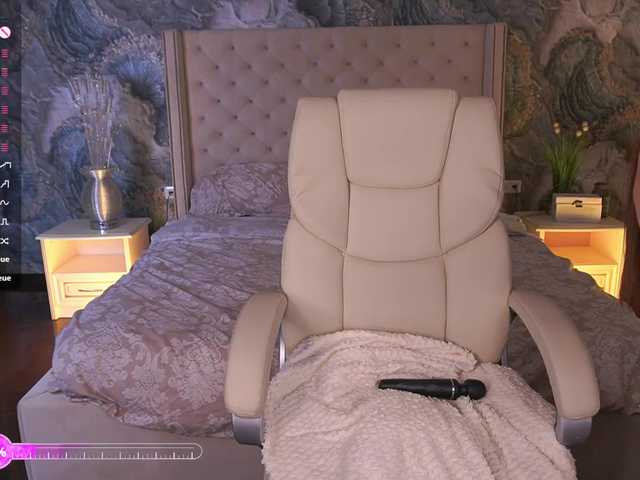 MadissonSoft live cam on BongaCams