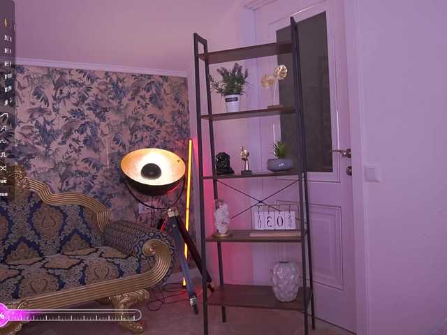 MadissonSoft live cam on BongaCams