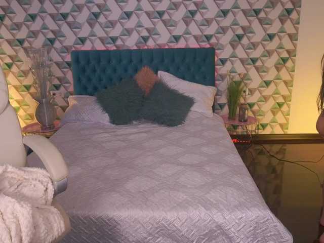 MadissonSoft live cam
