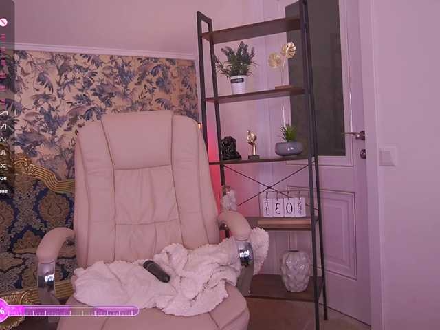 MadissonSoft live cam on BongaCams