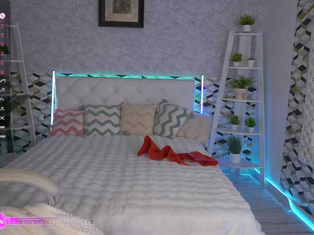 MadissonSoft's BongaCams show and profile