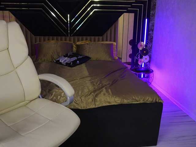 MadissonSoft live webcam show