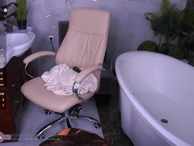 MadissonSoft live cam on BongaCams