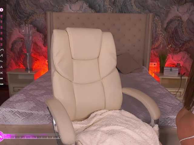 MadissonSoft live cam on BongaCams