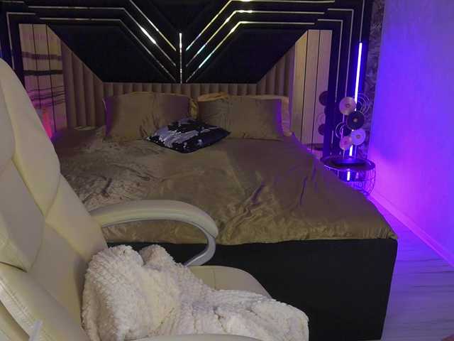 MadissonSoft live webcam show