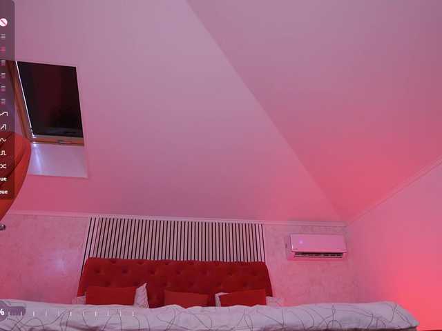 MadissonSoft live cam on BongaCams