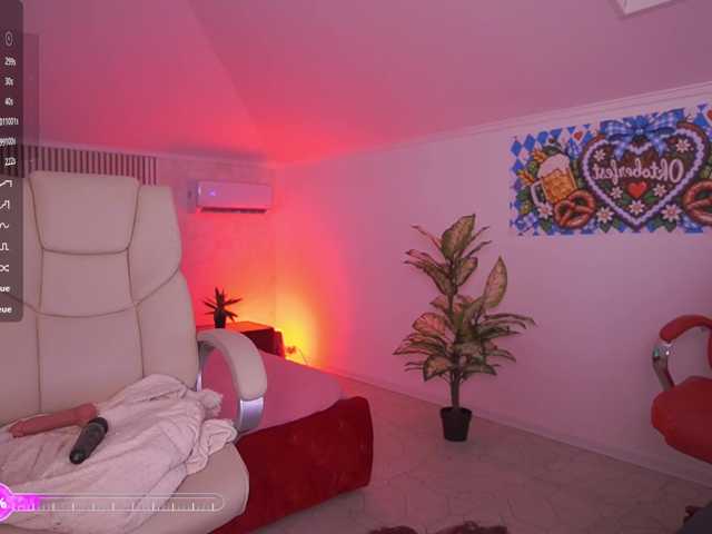 MadissonSoft live cam on BongaCams