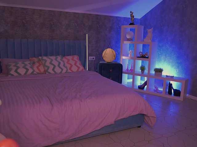 MadissonSoft live cam on BongaCams