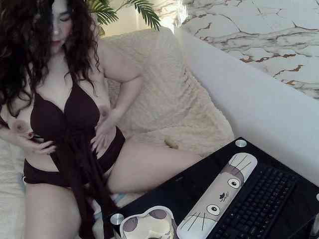SexyAsianAss webcam