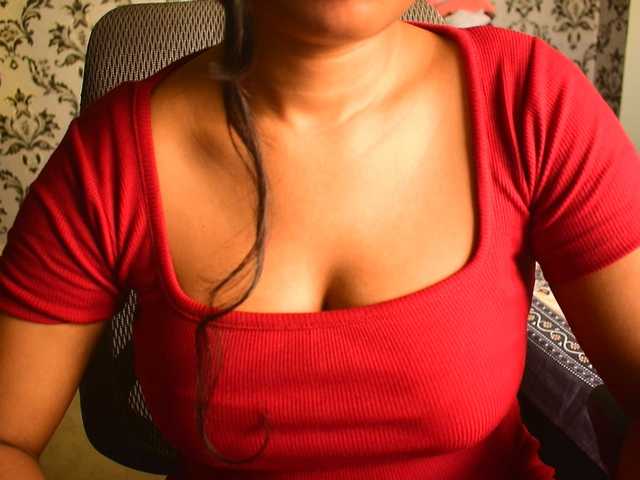 indianpriya live cam on BongaCams