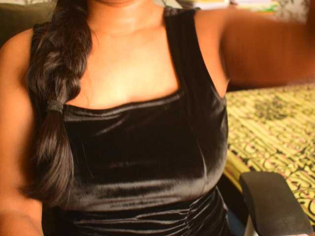 indianpriya live cam on BongaCams