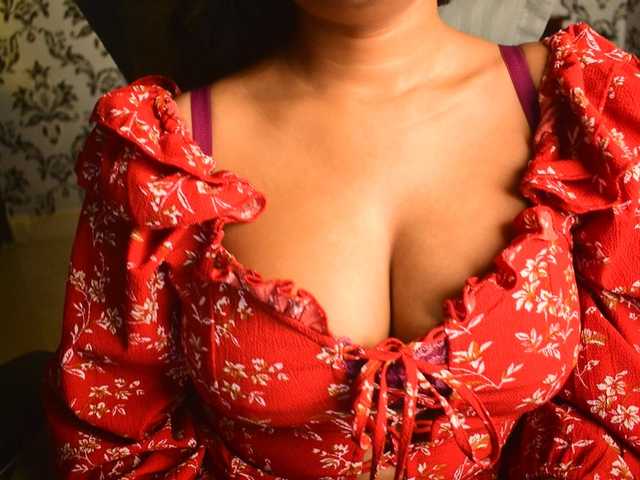 indianpriya live cam on BongaCams