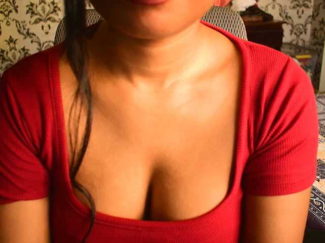 indianpriya live cam on BongaCams