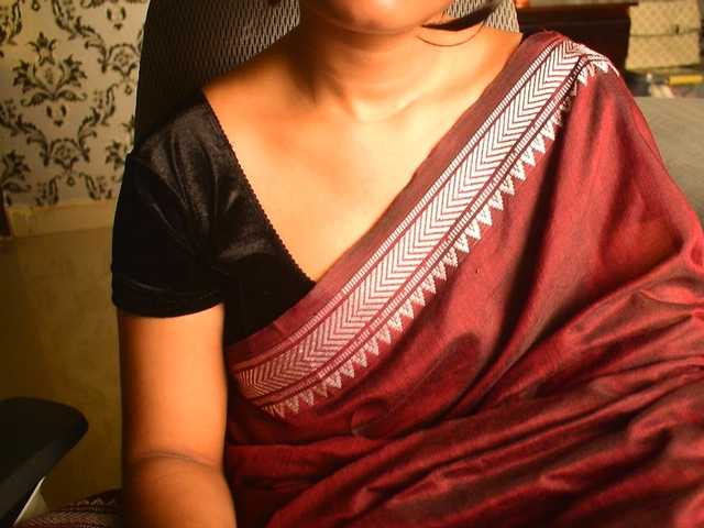 indianpriya live cam on BongaCams