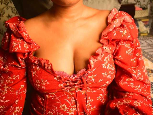 indianpriya live cam on BongaCams