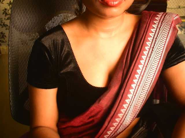 indianpriya live cam on BongaCams