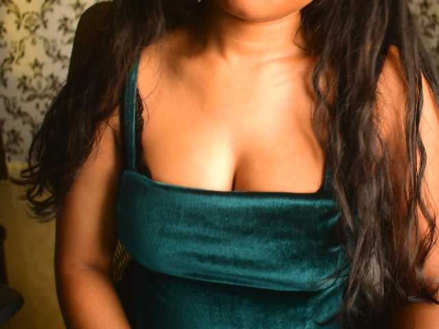 indianpriya live cam on BongaCams